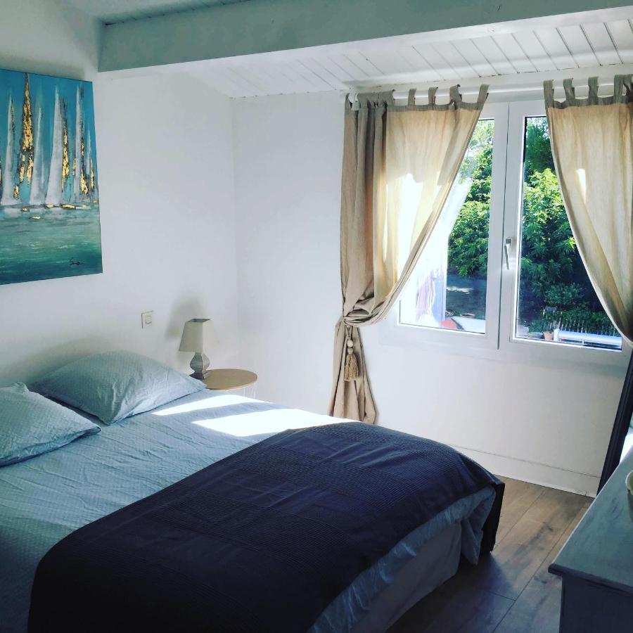 Gites, Chambres D'Hotes La Maison D'Amis 퓔보로 외부 사진